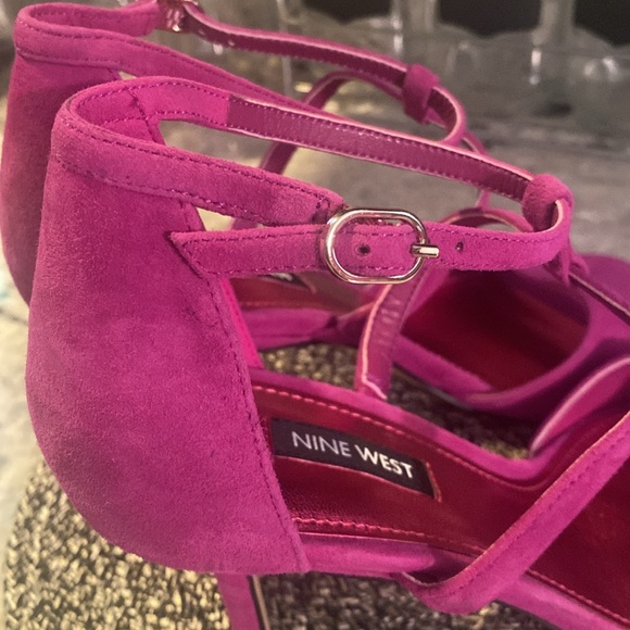 Nine West heels - Picture 6 of 7